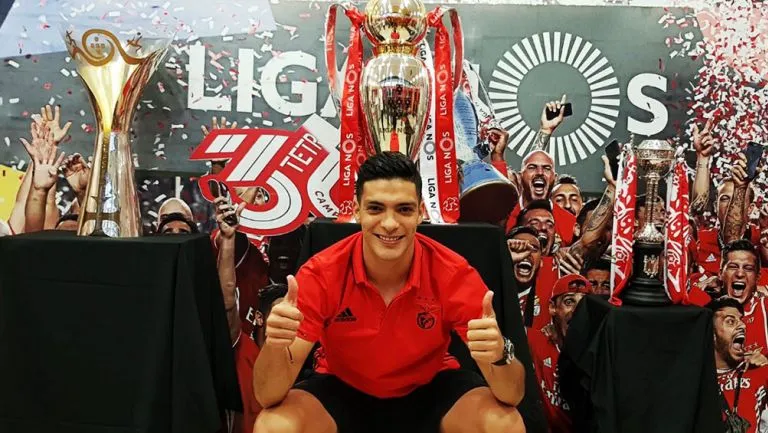 INSTAGRAM @raulalonsojimenez9 Raúl Jiménez presumió esta foto en sus redes sociales