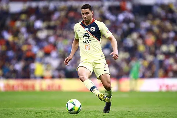 Jorge Sánchez en partido con América