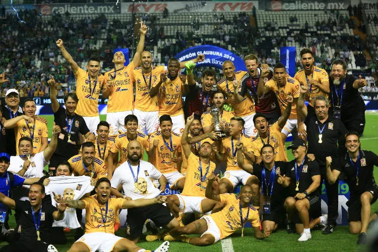 CARLOS RAMÍREZ Tigres festeja Campeonato del Clausura 2019