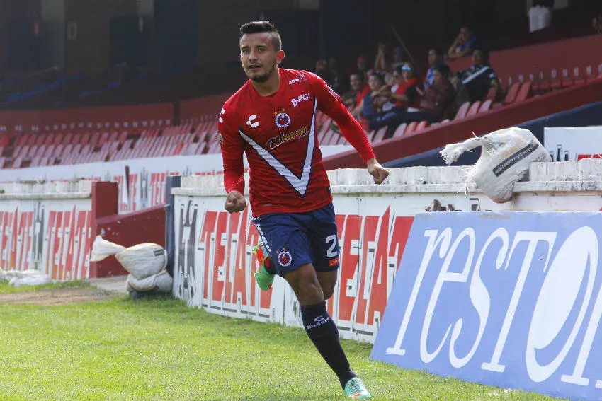 IMAGO7 Mañón celebra anotación con Veracruz