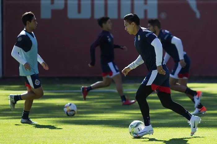 IMAGO7 Dieter Villalpando en práctica del Rebaño