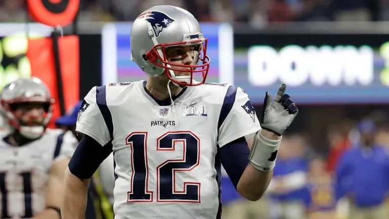 Brady durante el juego del Super Bowl LIII