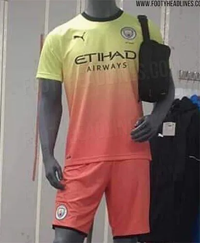 Así sería el uniforme completo