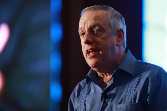 Arturo Brizio durante la Semana del Futbol