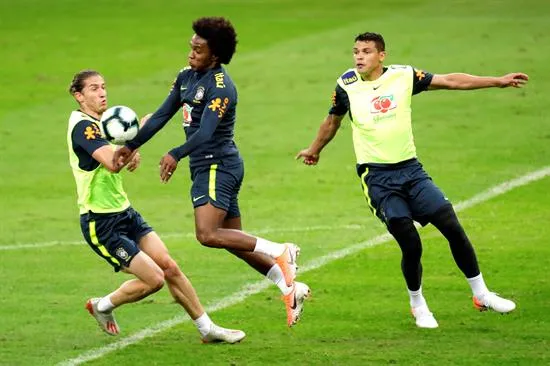 EFE Filipe Luis, en entrenamiento de Brasil
