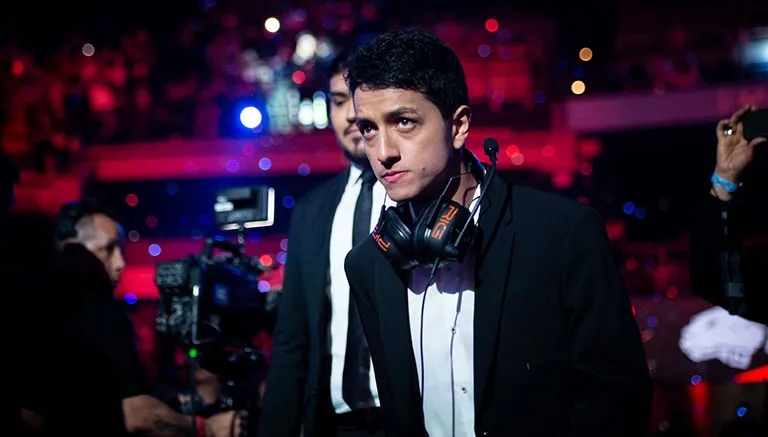 RIOT GAMES Dye llevó a Rainbow7 a la Final en su primer split como coach del equipo