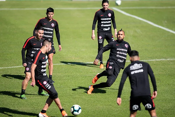 EFE Jugadores de Chile, en entrenamiento