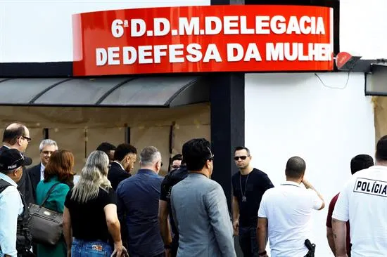 EFE Así llegó Neymar a rendir declaración