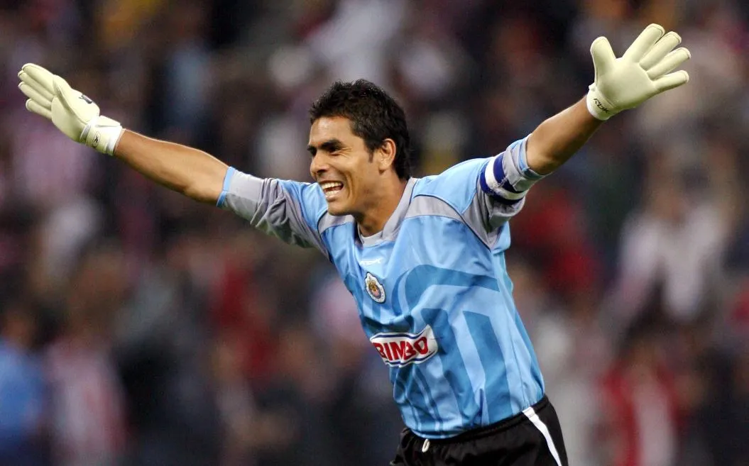 MEXSPORT Oswaldo celebra triunfo de Chivas