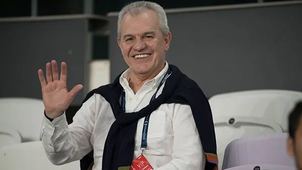 Javier Aguirre durante un partido