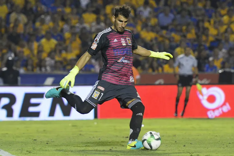 Nahuel Guzmán, durante la Final del Clausura 2019