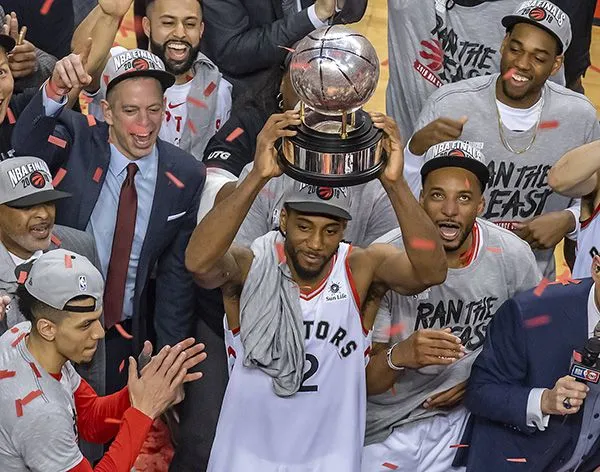 EFE Kawhi Leonard tras ganar el título de NBA