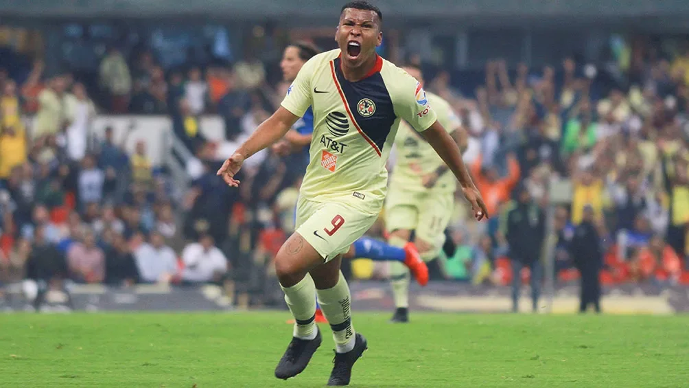 IMAGO7 Roger Martínez ha quedado a deber en el ataque azulcrema