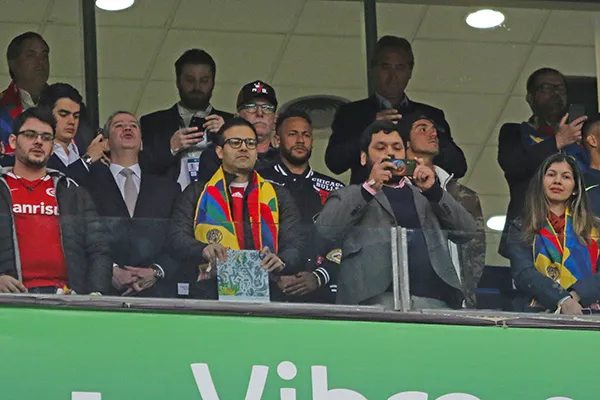 Neymar también acudió al juego contra Paraguay