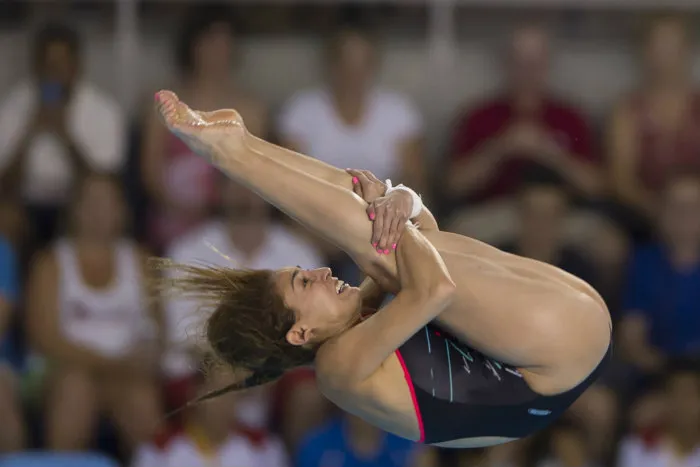 Paola Espinosa, durante un clavado