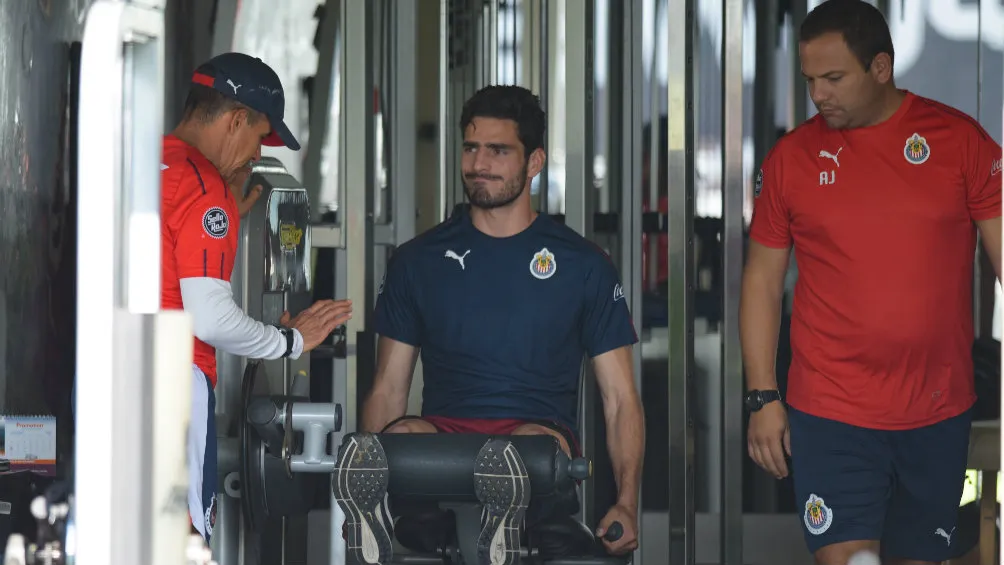 Pollo Briseño realiza trabajode gimnasio con el Rebaño