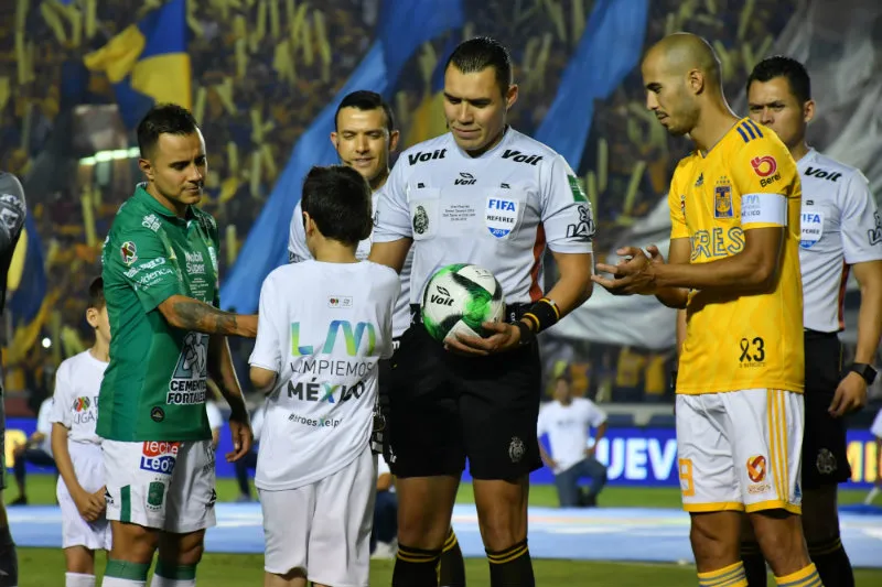 Niño participa en ceremonia protocolaria del Clausura 2019