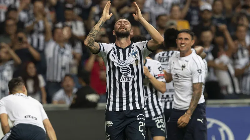 MEXSPORT Miguel Layún, tras el título de Concacaf