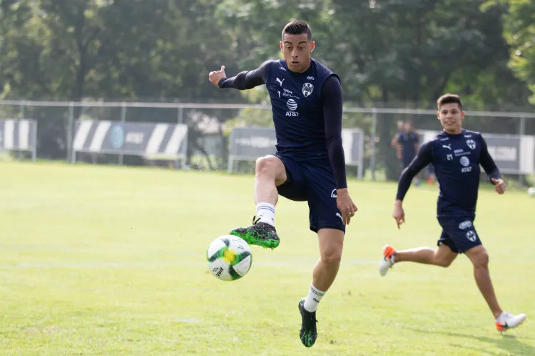 IMAGO7 Funes Mori, durante un entrenamiento con Rayados