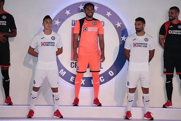 Así luce el jersey de visitante