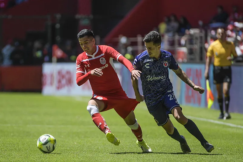 MEXSPORT Leonel López en un partido con el Toluca