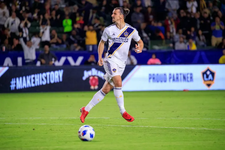FACEBOOK LA GALAXY Zlatan Ibrahimovic, durante un juego con el Galaxy