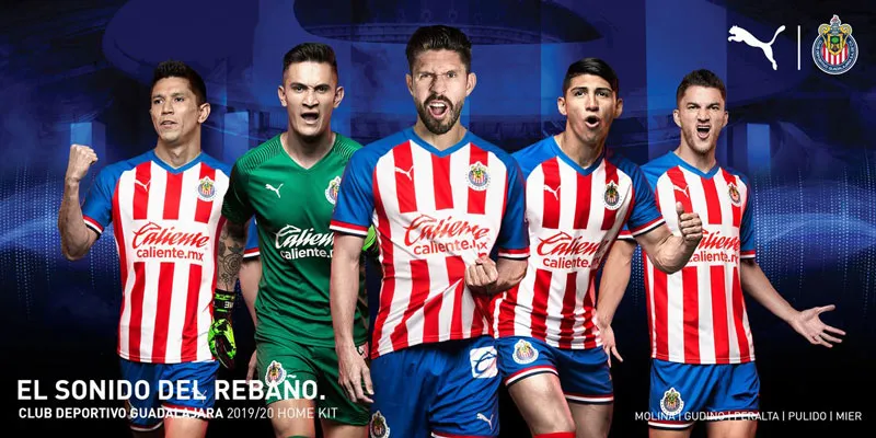 Playera de local de Chivas
