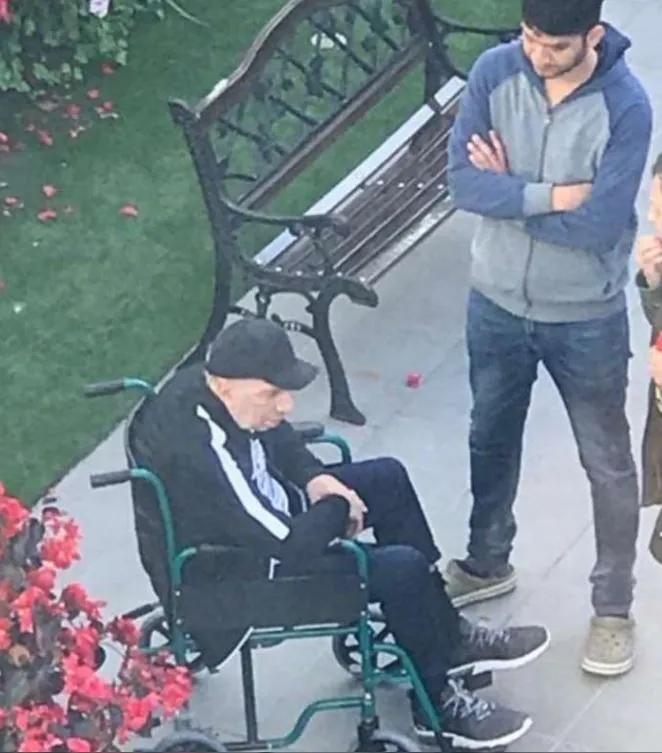 CORTESÍA, CLARÍN.COM Carlos Bilardo, tras salir de su primera operación en 2017