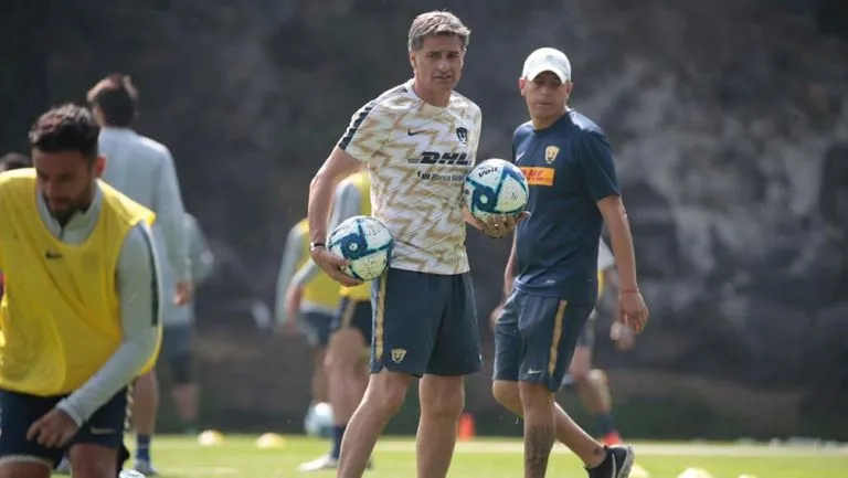 DANIEL GÁMEZ Míchel González, en el entrenamiento de Pumas