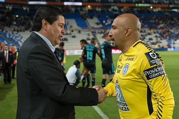 MEXSPORT Tena y Conejo Pérez se saludan