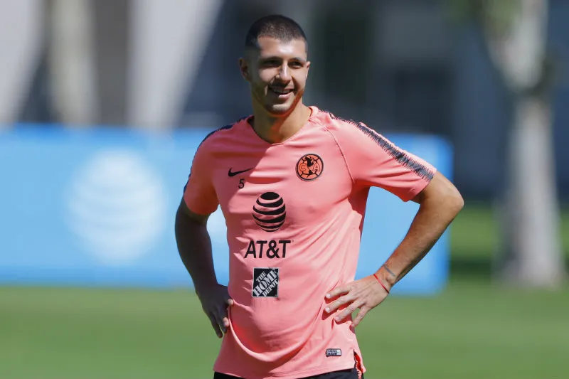 Guido Rodríguez, en un entrenamiento con América