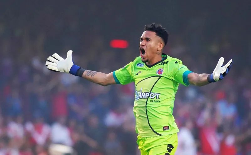 IMAGO7 Pedro Gallese celebra en un partido de Veracruz