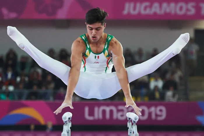 Isaac Núñez, durante su rutina