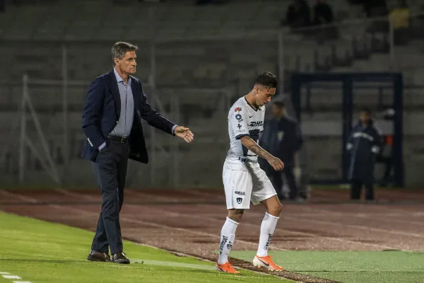 MEXSPORT Míchel González durante un duelo de Copa MX