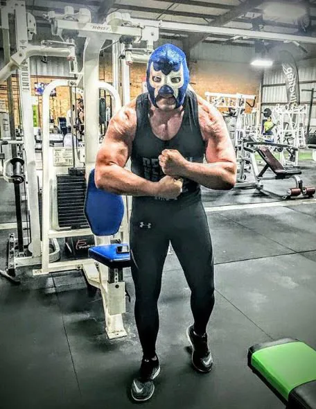 Blue Demon Jr entrenando