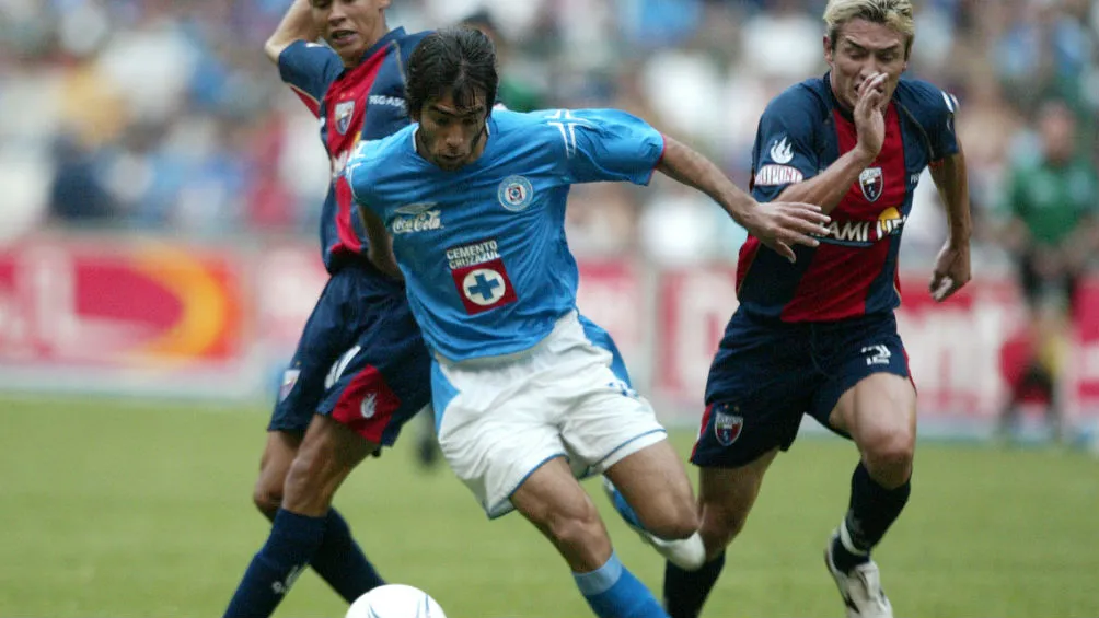 RÉCORD Chelito en su época de jugador de Cruz Azul