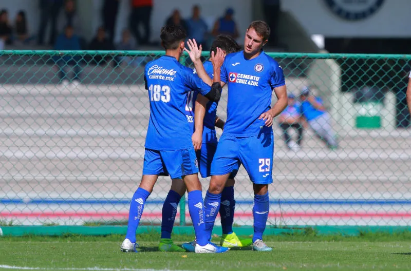 IMAGO7 Santiago Giménez festeja uno de sus goles vs Bravos con la Sub 20