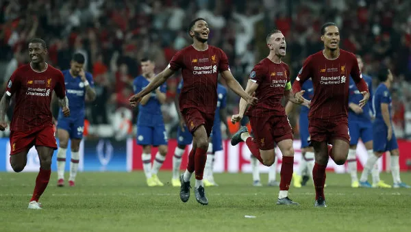 AP Liverpool celebra su triunfo frente al Chelsea