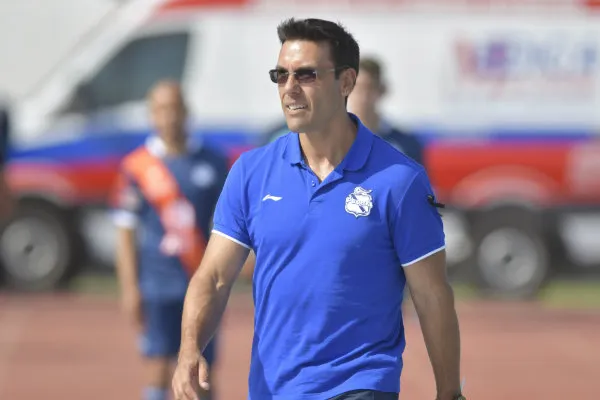 Damian Zamogilny como miembro del cuerpo técnico del Puebla
