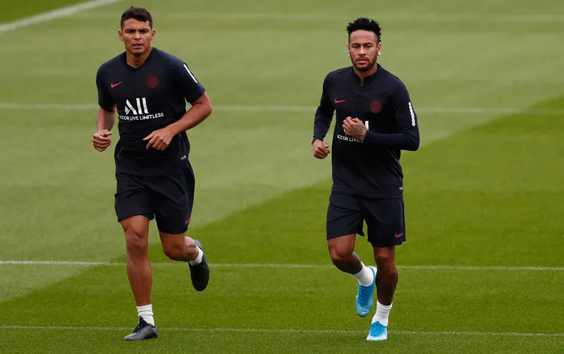 Neymar y Silva entrenan con el PSG