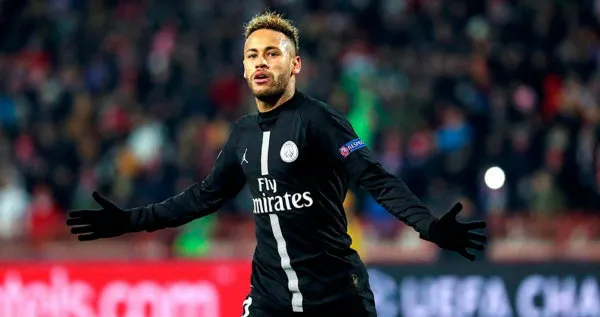 Neymar celebra un gol con el PSG
