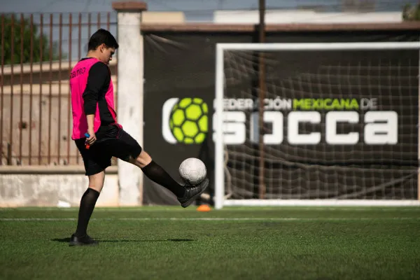 ESPECIAL Acción en un partido de Socca