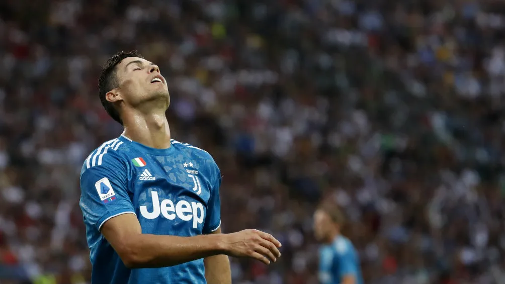 Cristiano Ronaldo se lamenta una de las ocasiones perdidas ante Parma