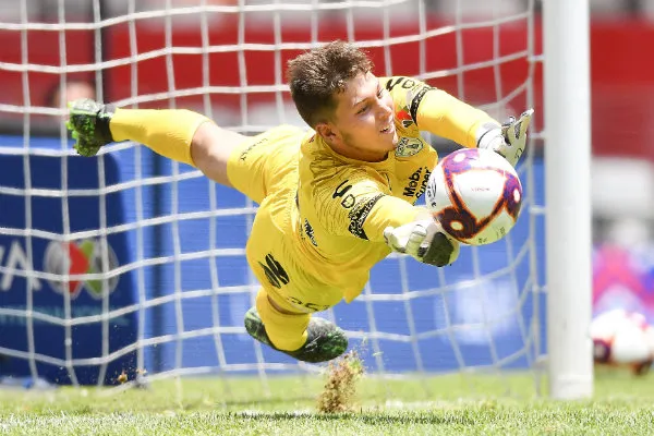 IMAGO7 Fernando Carreón deteniendo el penal definitivo