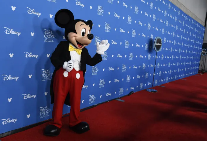 Mickey, en una alfombre roja