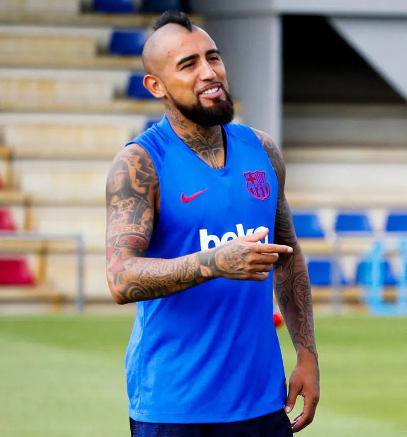 Arturo Vidal, en un entrenamiento con el Barcelona