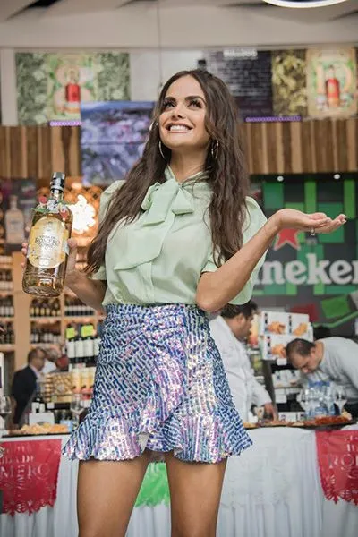 ESPECIAL La conductora posa para el inicio de la campaña