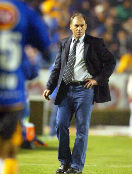 Nery Pumpido en su etapa como director técnico de Tigres