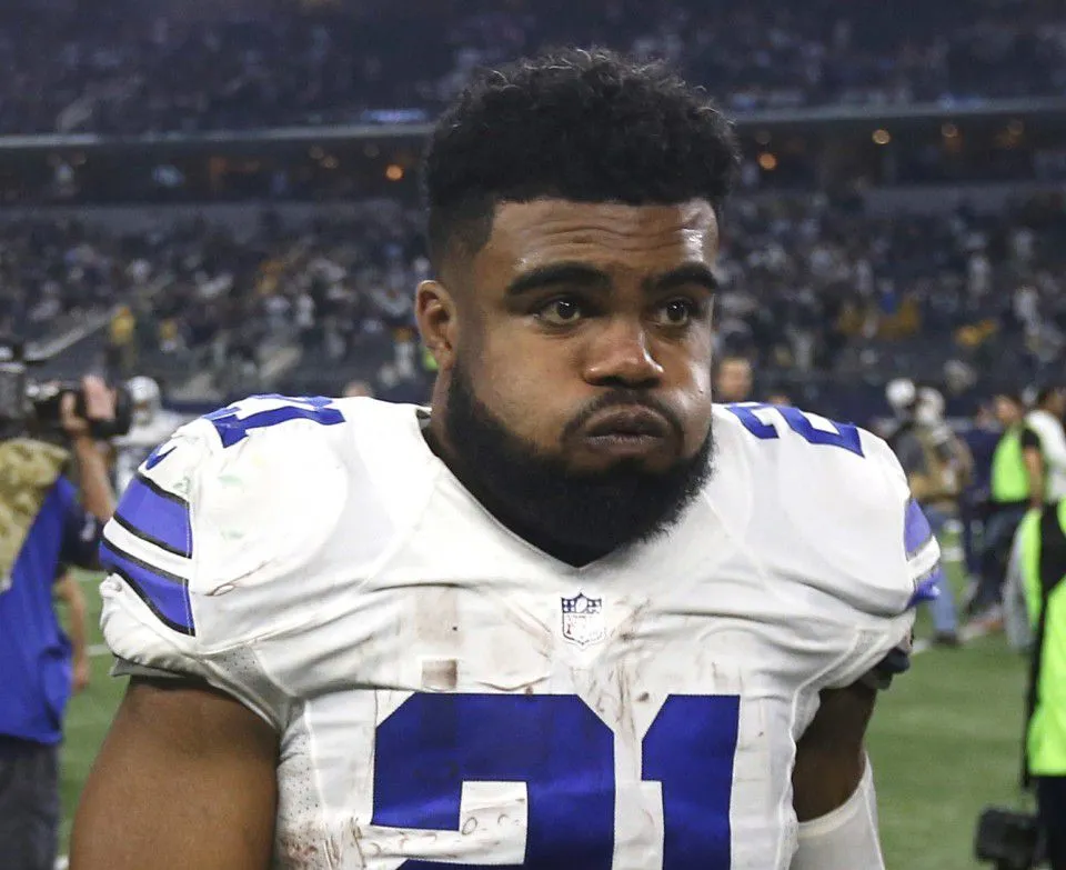 Elliott tras perder un juego de Dallas