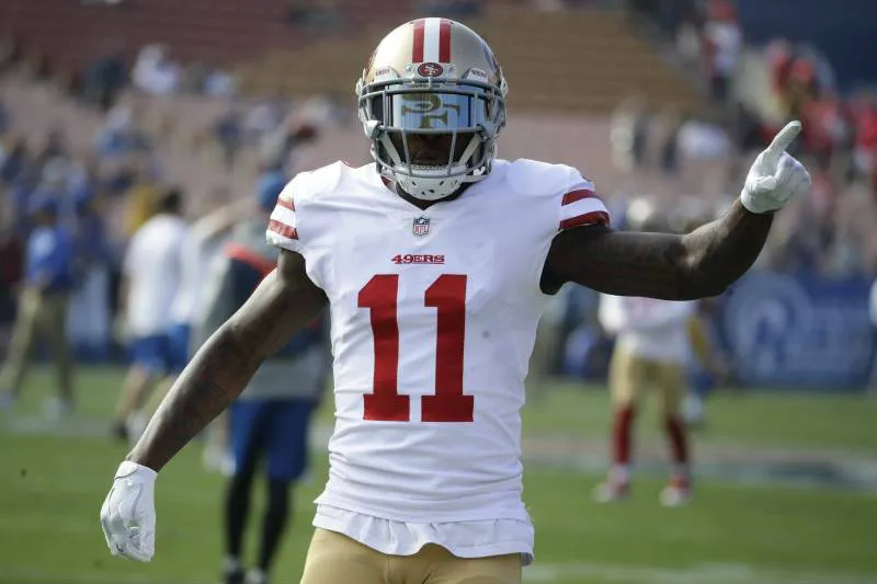 AP Marquise Goodwin durante un juego con los 49ers